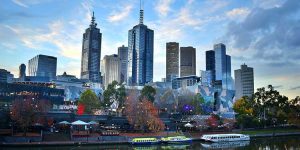 Die City Skyline von Melbourne - Symbolbild für ein Auslandsaufenthalt in Melbourne.