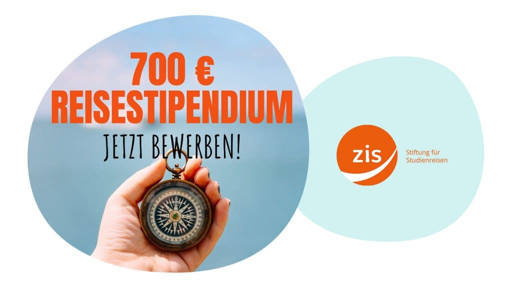 Eine Hand hält einen Kompass. Darüber steht der Text "700€ Reisestipendium. Jetzt bewerben"